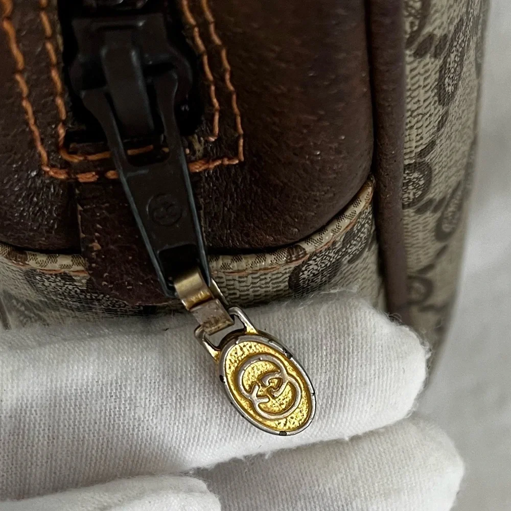 Rare Gucci GG Supreme Sherry Line Cosmetic Pouch Original Interior Late 70s-80